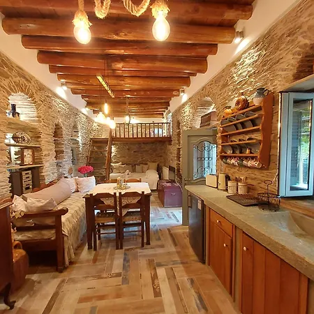 Holiday home Η Μικρή Ελβετία Της Άνδρου Est1900 The Writer'S Retreat *